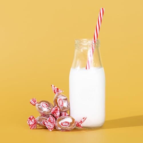 Goetze's Candy Classic Vanilla Caramel Creams, 5 lb Bulk Bag — view 3