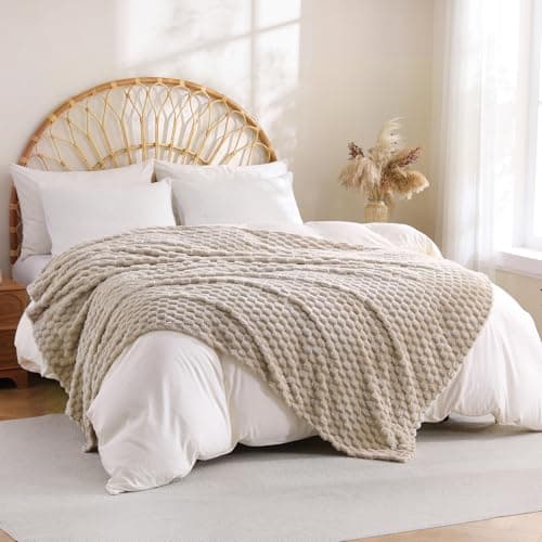 Linecooo Beige Fleece Throw Blanket 50”×60” for Couch Sofa Bed — view 3