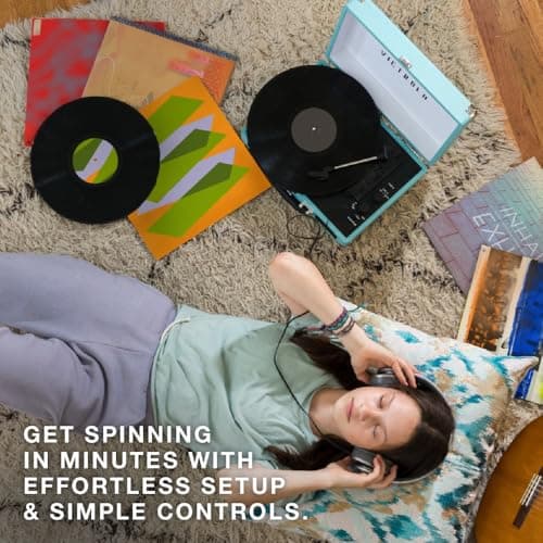 Victrola Journey - Bluetooth Suitcase Record Player - Black — view 5