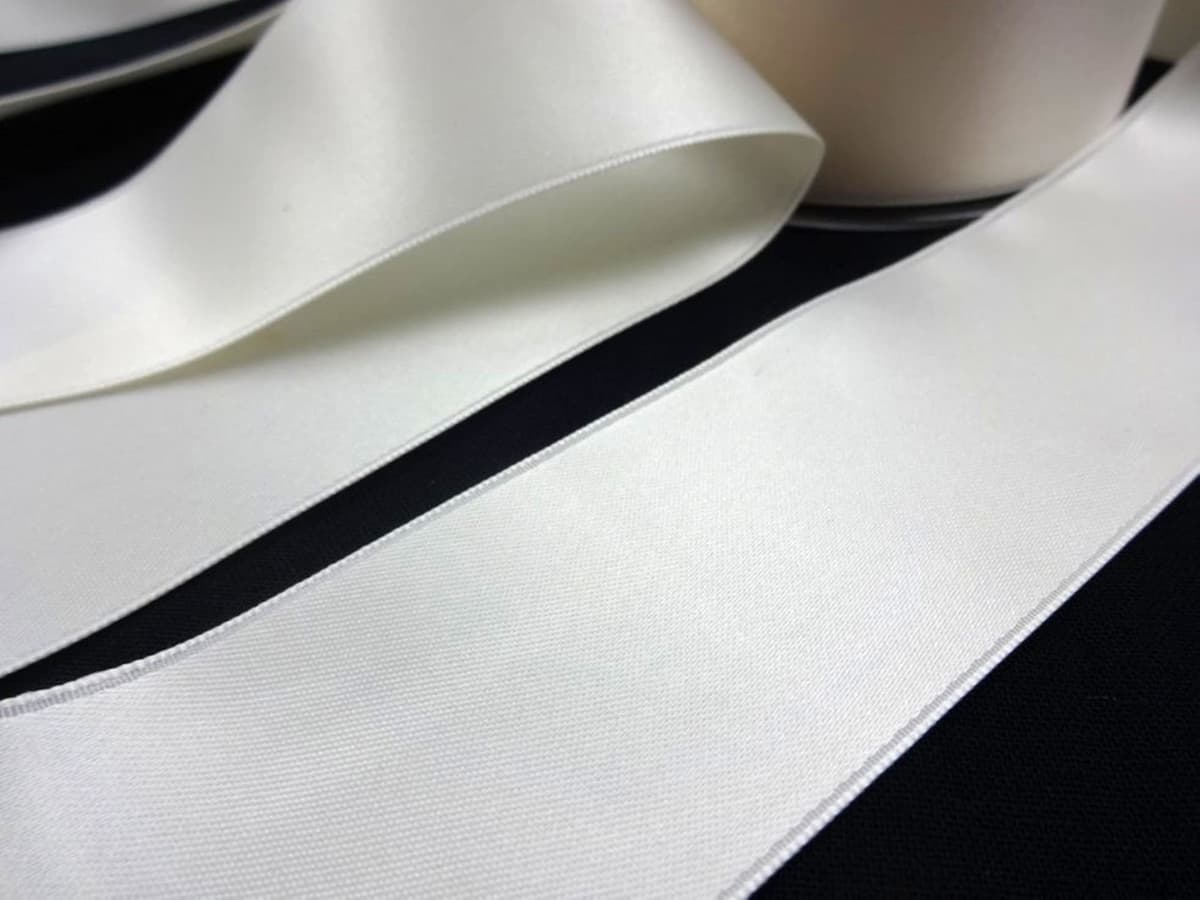 Double Sided Satin Ribbon 25mm x 10 Meters (Off White) for Gifts Wrap Sew Party, Decorations Events Dress Wedding Christmas Crafts, Bows Car, Balloons Hairs, DIY, Bouquets, Cake More