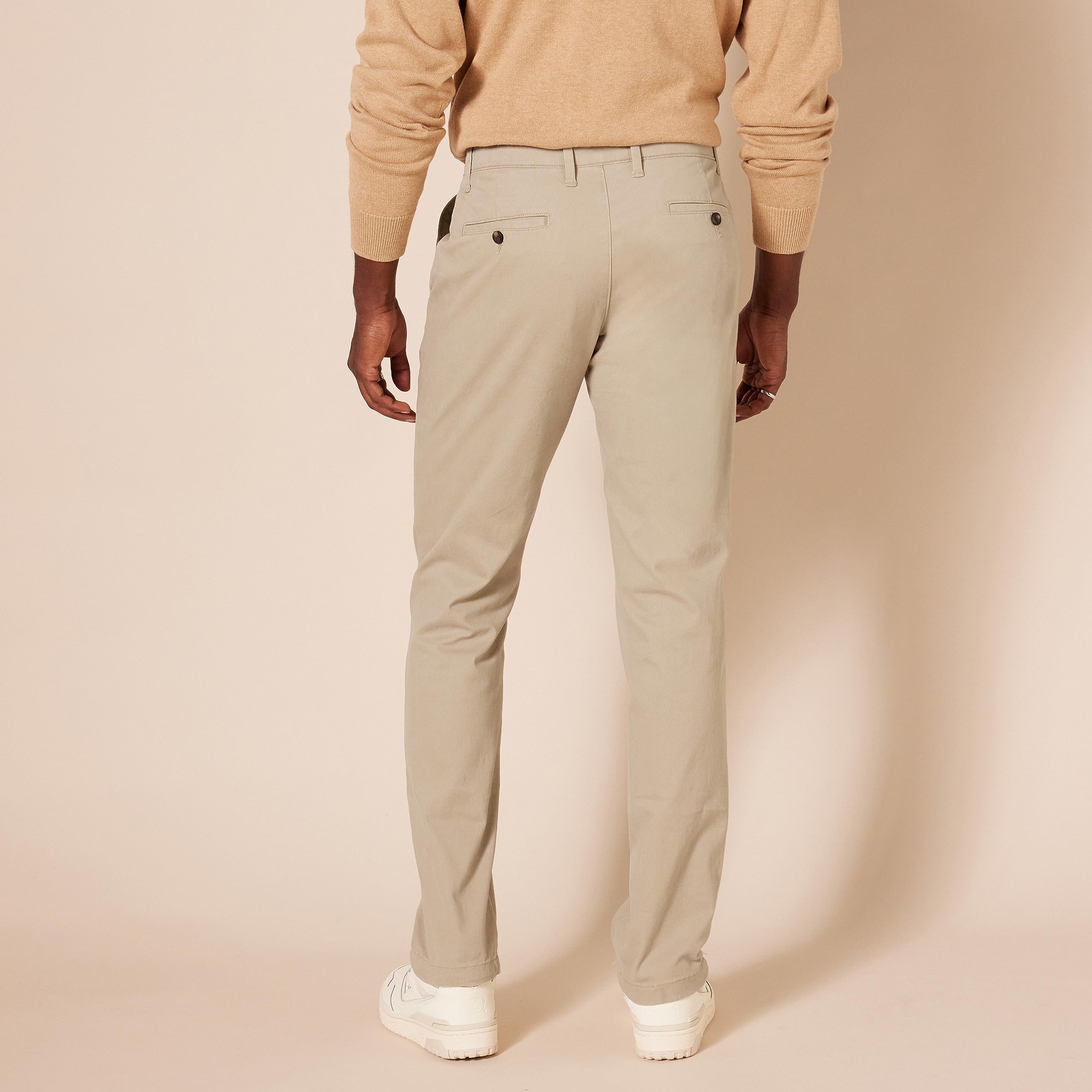 Amazon Essentials Men's Casual Stretch Chino Pant — view 2