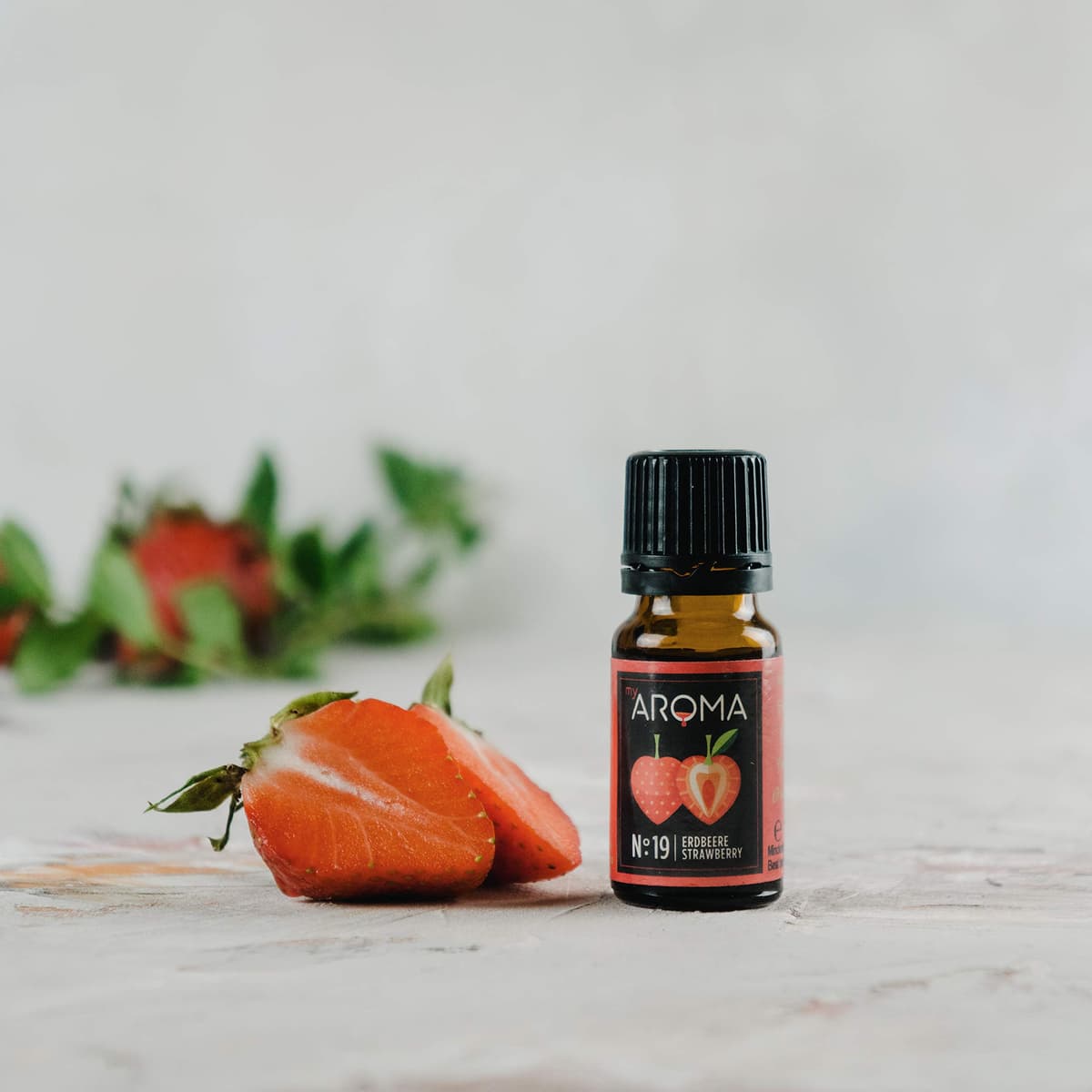 myAROMA | No. 19 (Fresa, 10 ml) | Aroma natural y puro | Gotas aromáticas para agua y cócteles, cocinar y hornear | Sin calorías y sin azúcar